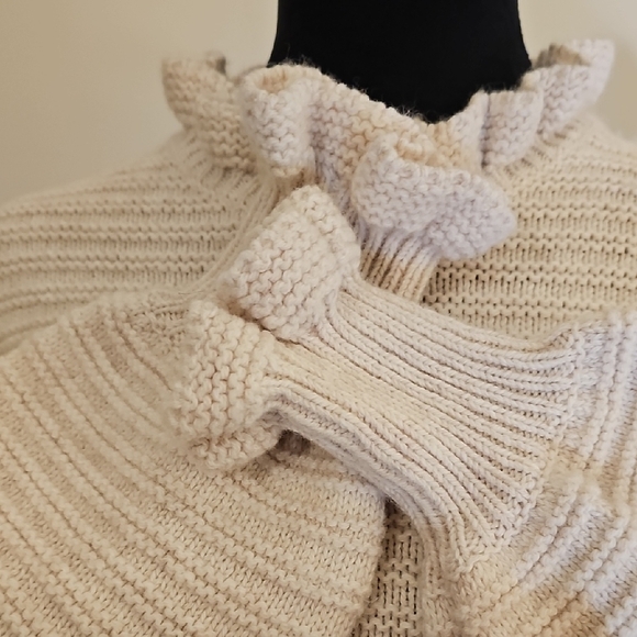 Madewell Cream Ruffle Neck Ruffle Sleeve Sweater - Picture 5 of 9